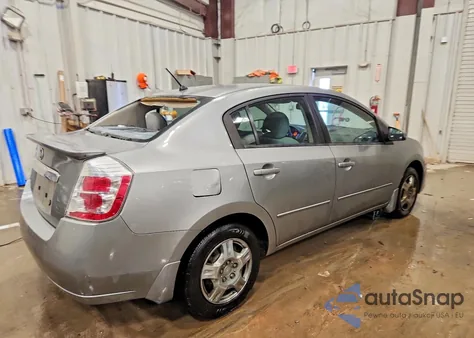 2011 Nissan Sentra 2.0 from USA, damaged, VIN 3N1AB6APXBL650279